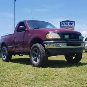 Meet your Posher, Dallas